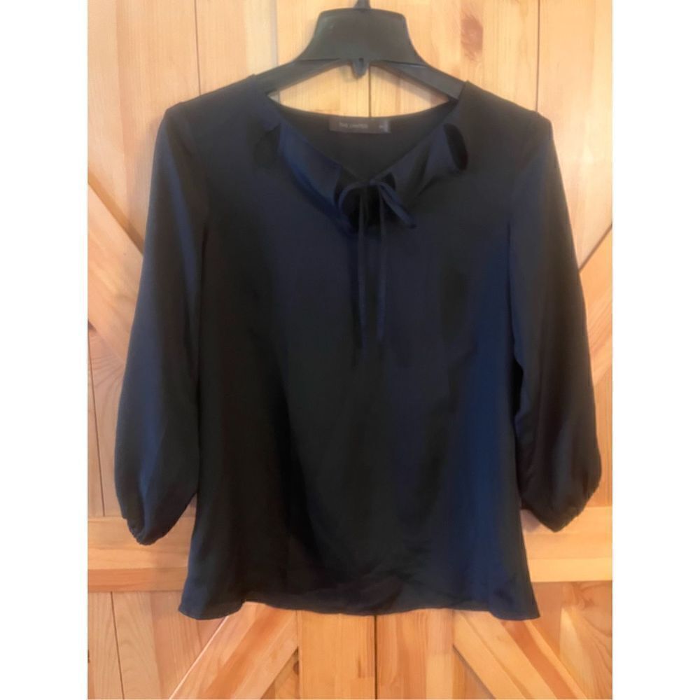The limited black blouse size XS (2982)